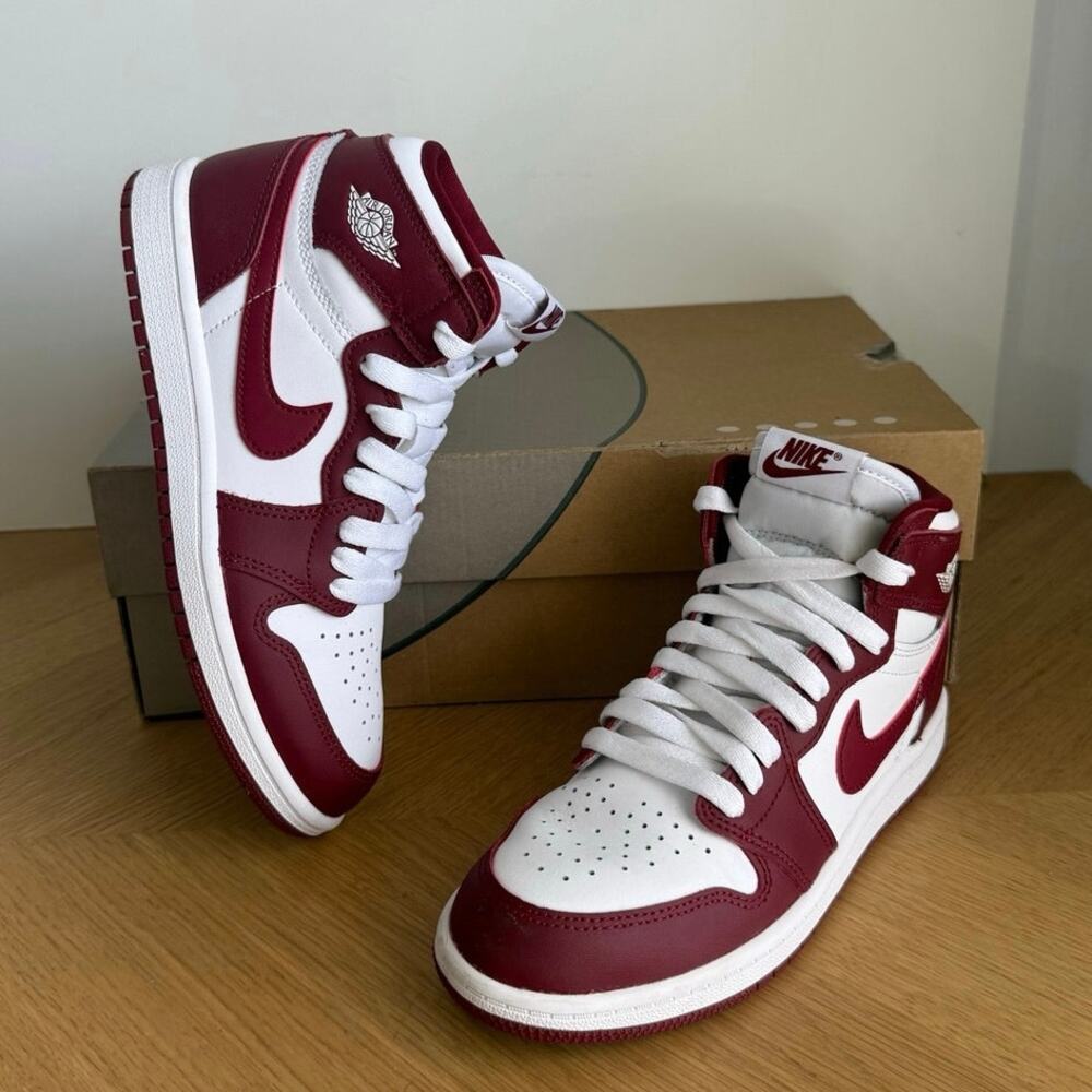 Nike Air Jordan 1 ‘Bordeaux’ Kids Sneakers- SZ 3 Y